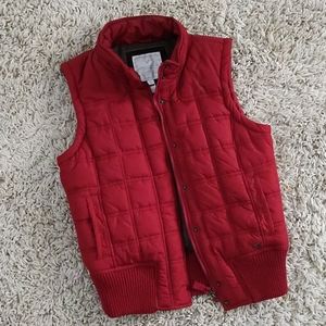 American Eagle Puffer Vest
